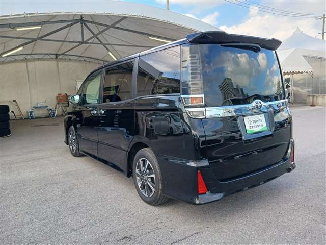 トヨタ ヴォクシー