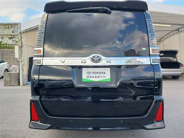 トヨタ ヴォクシー