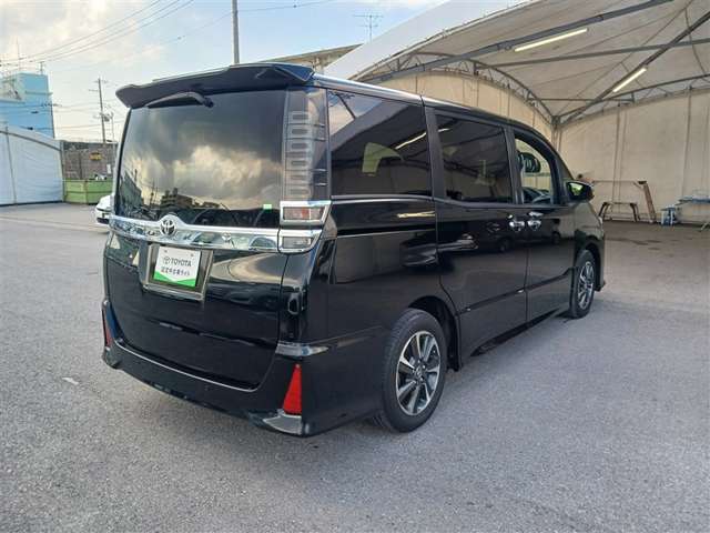 トヨタ ヴォクシー