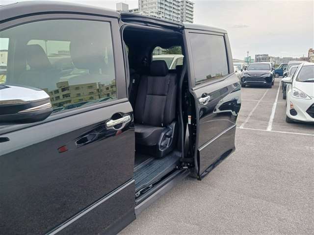 トヨタ ヴォクシー