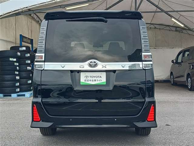 トヨタ ヴォクシー