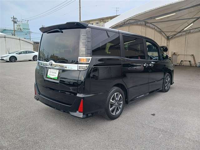 トヨタ ヴォクシー