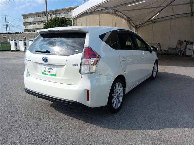 トヨタ プリウスα