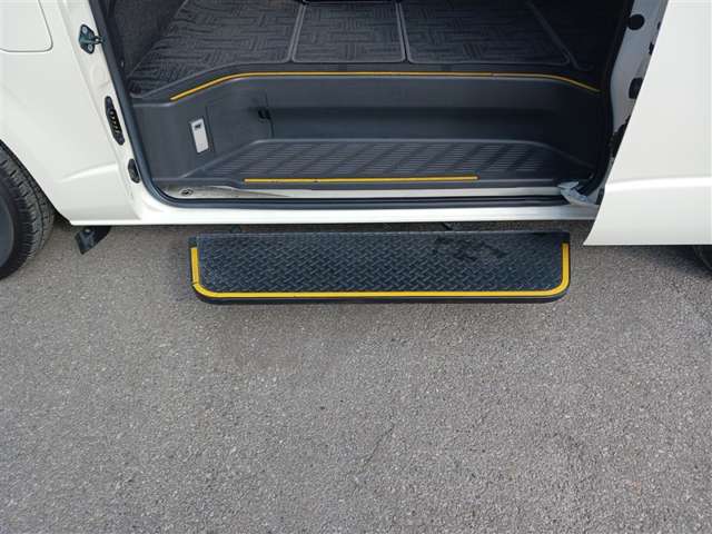 トヨタ ハイエース