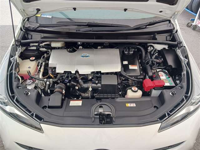 トヨタ プリウス