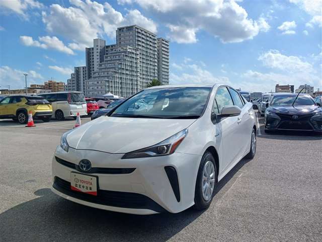 トヨタ プリウス