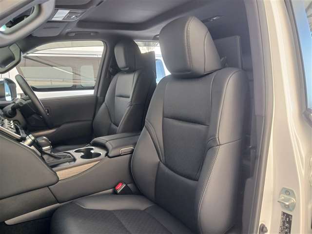 トヨタ ランドクルーザー300