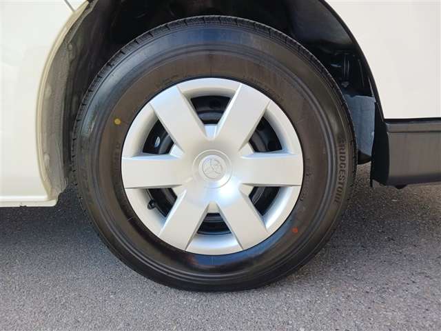 トヨタ ハイエースバン