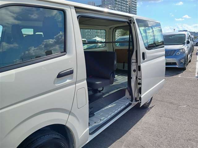 トヨタ ハイエースバン