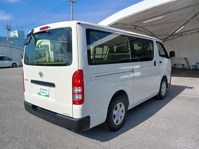 トヨタ ハイエースバン