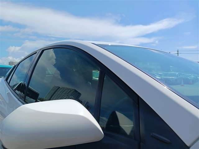 トヨタ プリウス