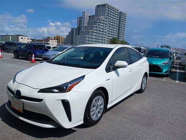 トヨタ プリウス