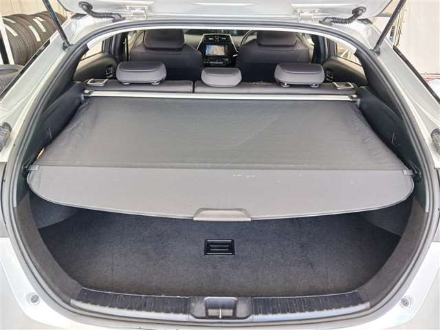 トヨタ プリウス