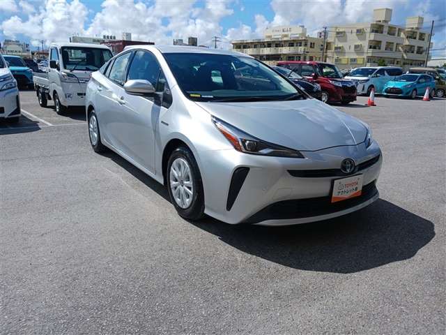 トヨタ プリウス