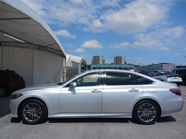 トヨタ クラウン