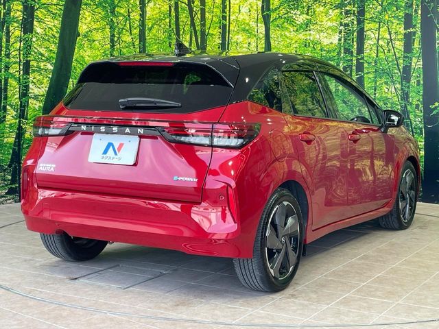 日産 ノートオーラ