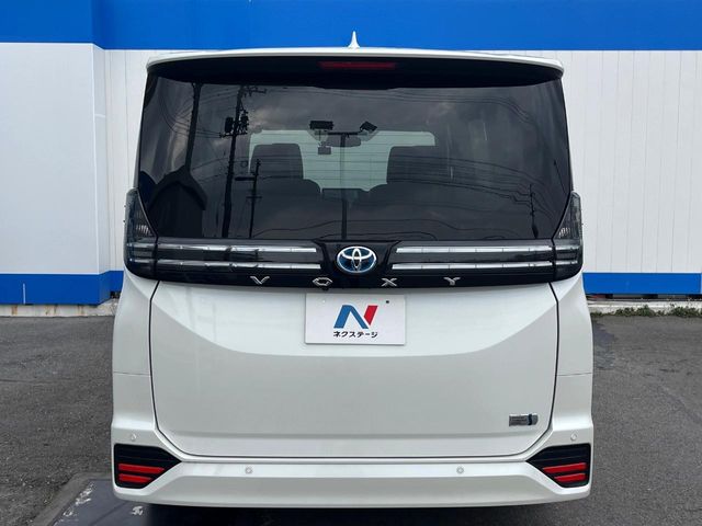 トヨタ ヴォクシー