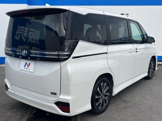 トヨタ ヴォクシー