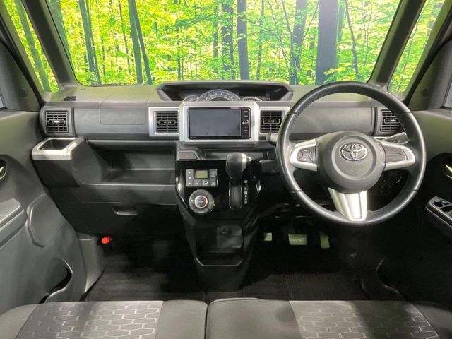 トヨタ ピクシスメガ