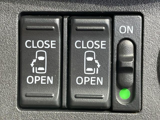 トヨタ ピクシスメガ