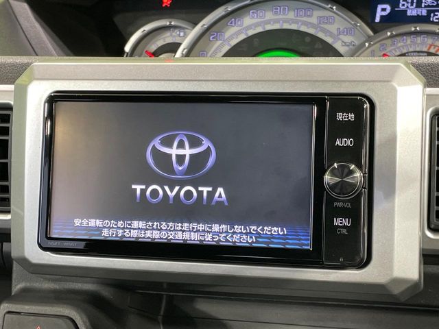 トヨタ ピクシスメガ