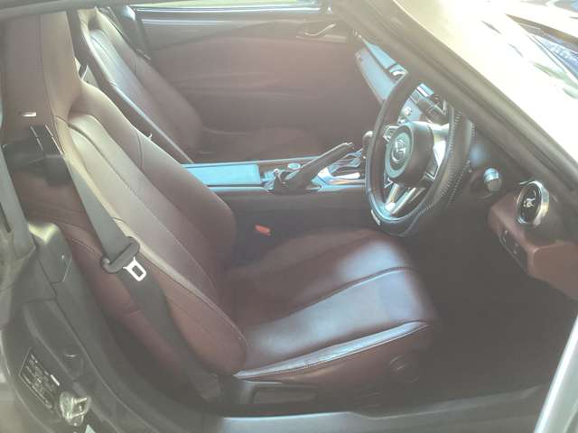 マツダ ロードスターRF