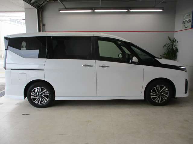 日産 セレナ