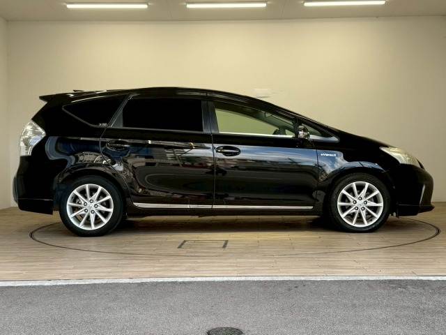 トヨタ プリウスα