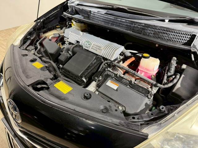 トヨタ プリウスα