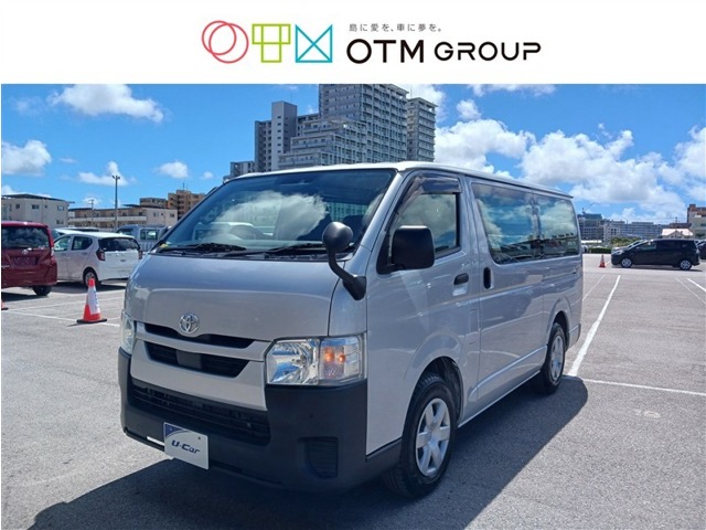 トヨタ ハイエースバン