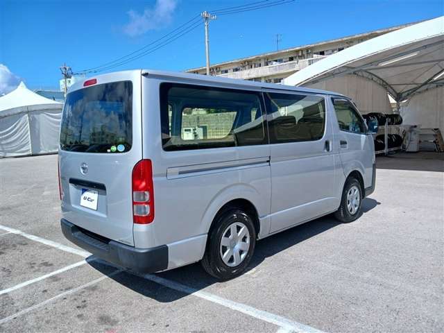 トヨタ ハイエースバン