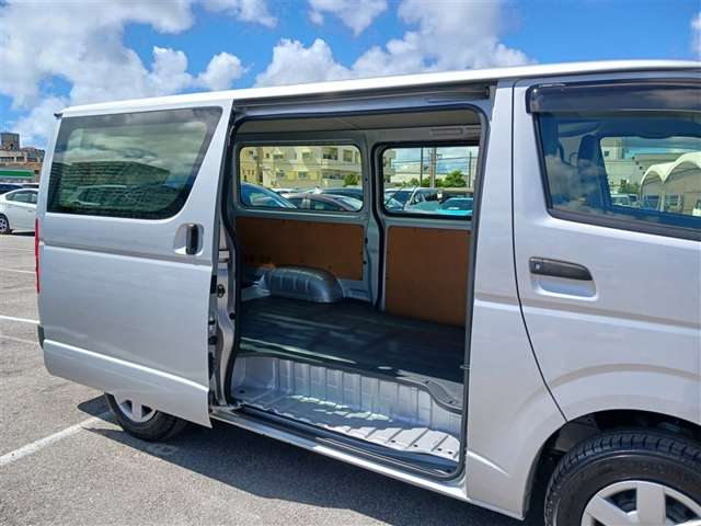 トヨタ ハイエースバン