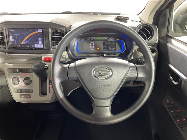 ダイハツ ミライース