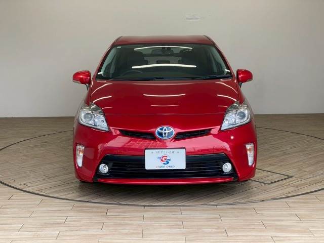 トヨタ プリウス
