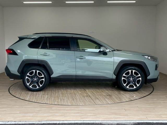 トヨタ RAV4