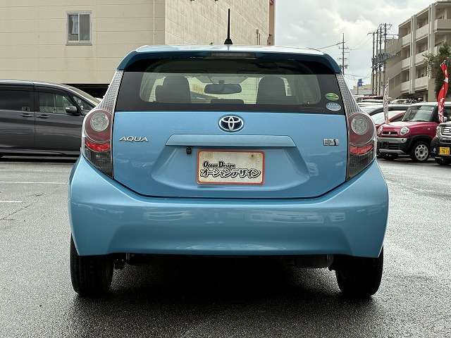 トヨタ アクア