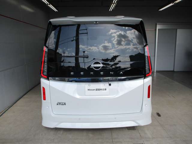日産 セレナ