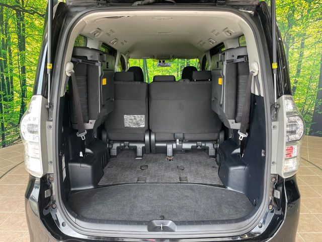 トヨタ ヴォクシー