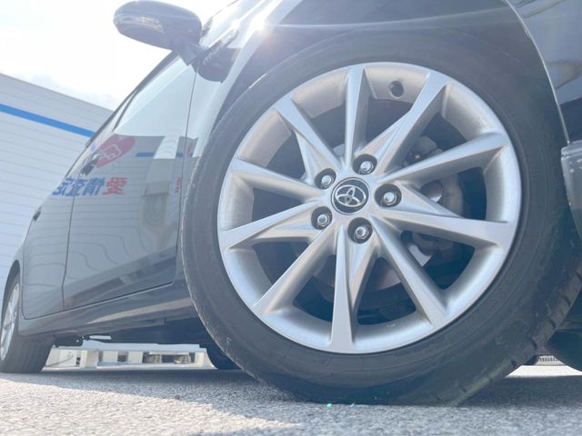 トヨタ プリウスα