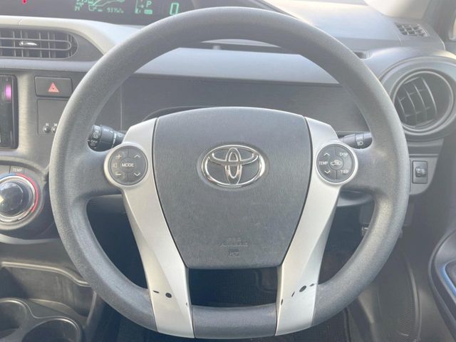 トヨタ アクア