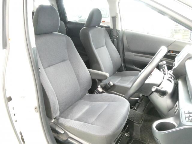 トヨタ シエンタ