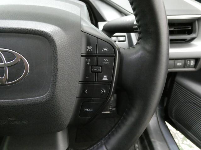 トヨタ プリウス