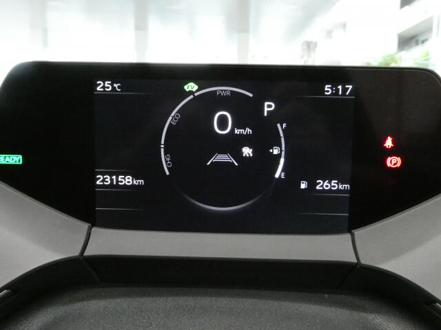 トヨタ プリウス