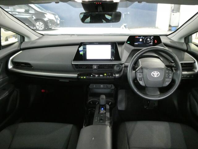 トヨタ プリウス