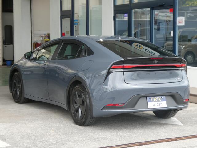 トヨタ プリウス