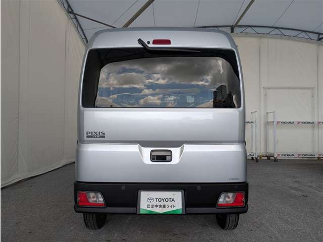 トヨタ ピクシスバン