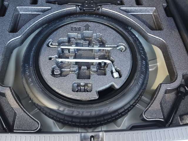 トヨタ カローラ
