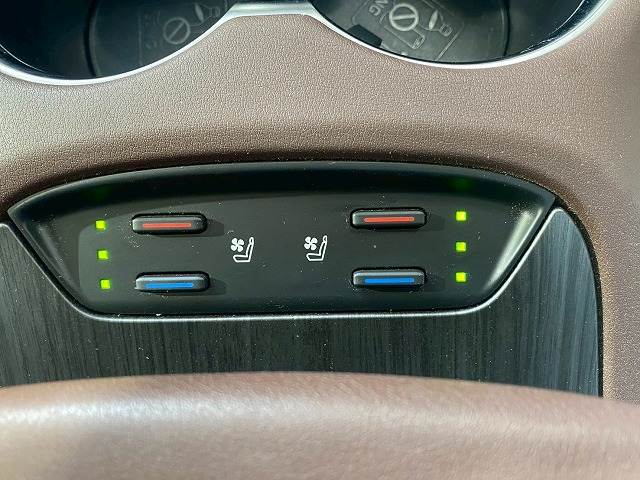 トヨタ ハリアー