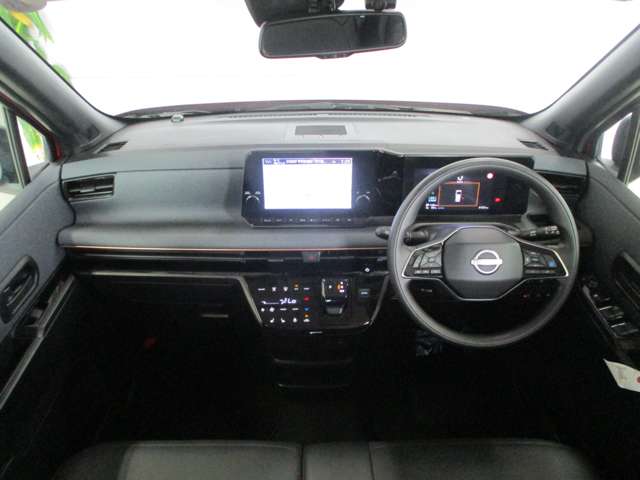 日産 サクラ X 90周年記念車・2024(R6)年式・スパークリングレッドPM