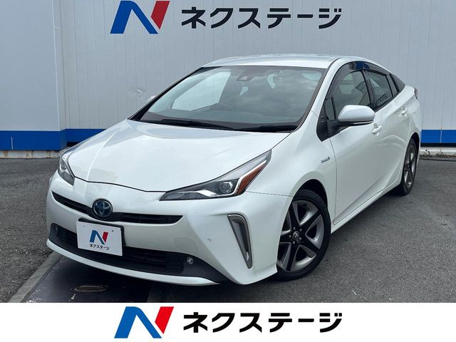 トヨタ プリウス